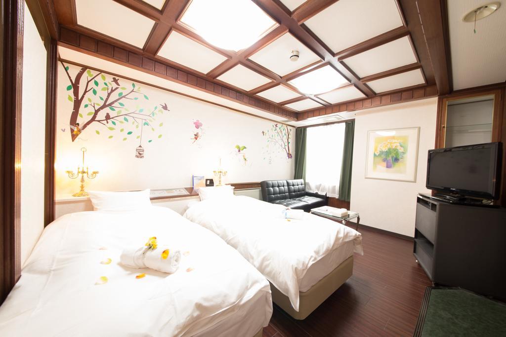 Hotel Candy Hall (Adults Only) Osaka Dış mekan fotoğraf