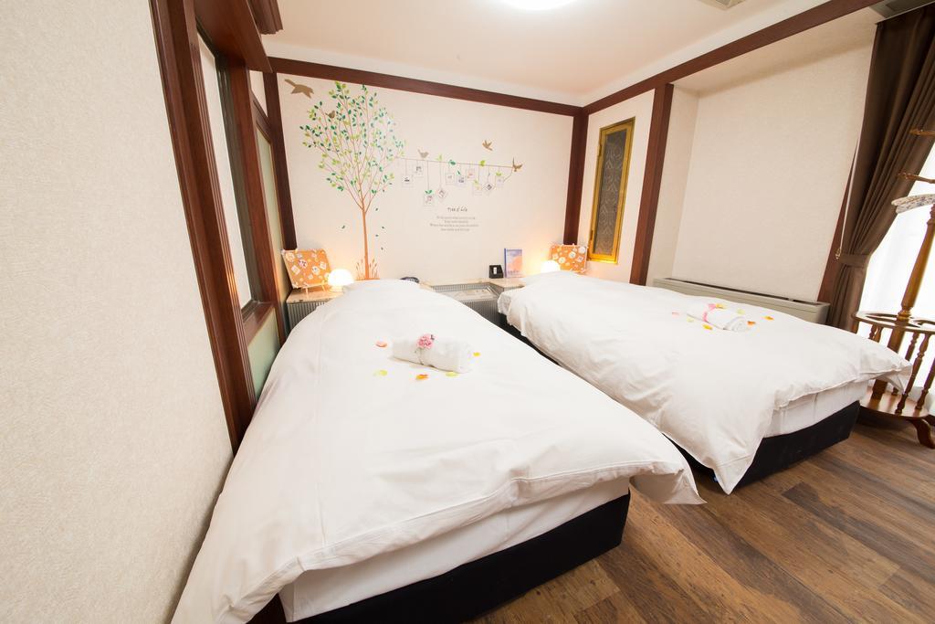Hotel Candy Hall (Adults Only) Osaka Dış mekan fotoğraf