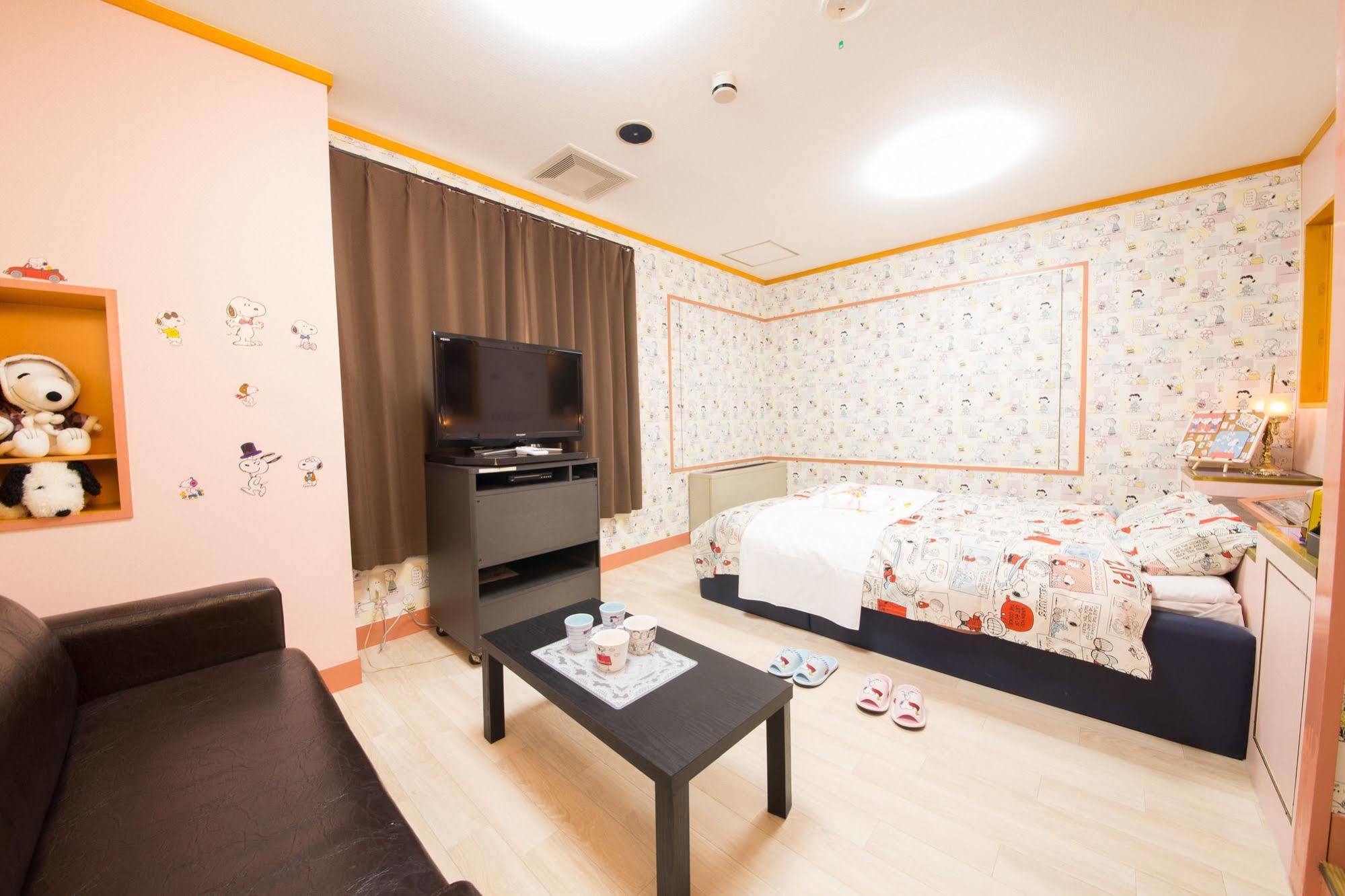 Hotel Candy Hall (Adults Only) Osaka Dış mekan fotoğraf
