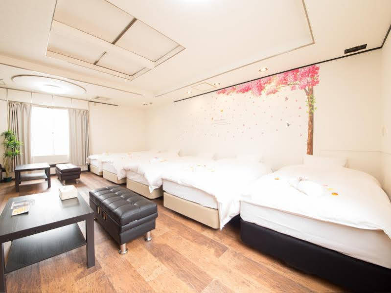 Hotel Candy Hall (Adults Only) Osaka Dış mekan fotoğraf