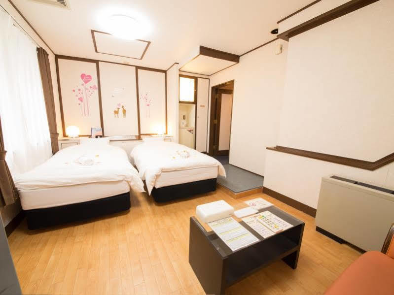 Hotel Candy Hall (Adults Only) Osaka Dış mekan fotoğraf